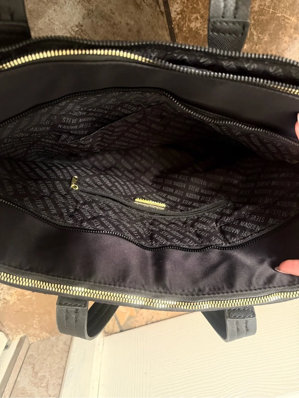BNWOT Steve madden laptop bag Quilted Black Tote Bag with Front Zip Pocket